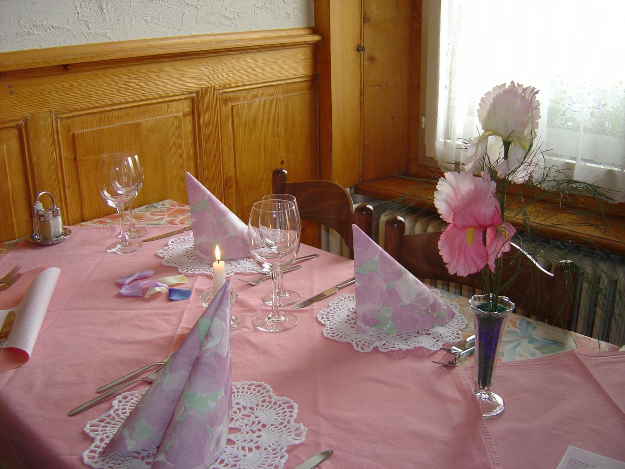 Hotel Restaurant Jura Kerzers Esterno foto
